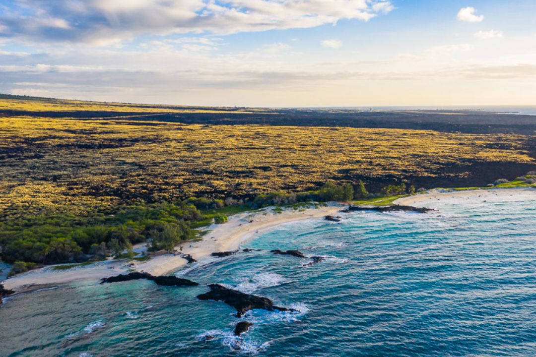 Makalawena Beach, one of the best beaches in Hawaii