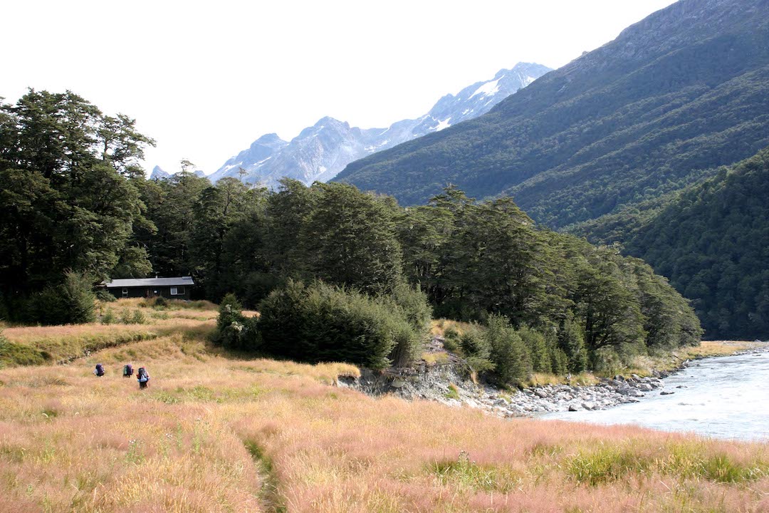 Alternative walks to the great walks in New Zealand